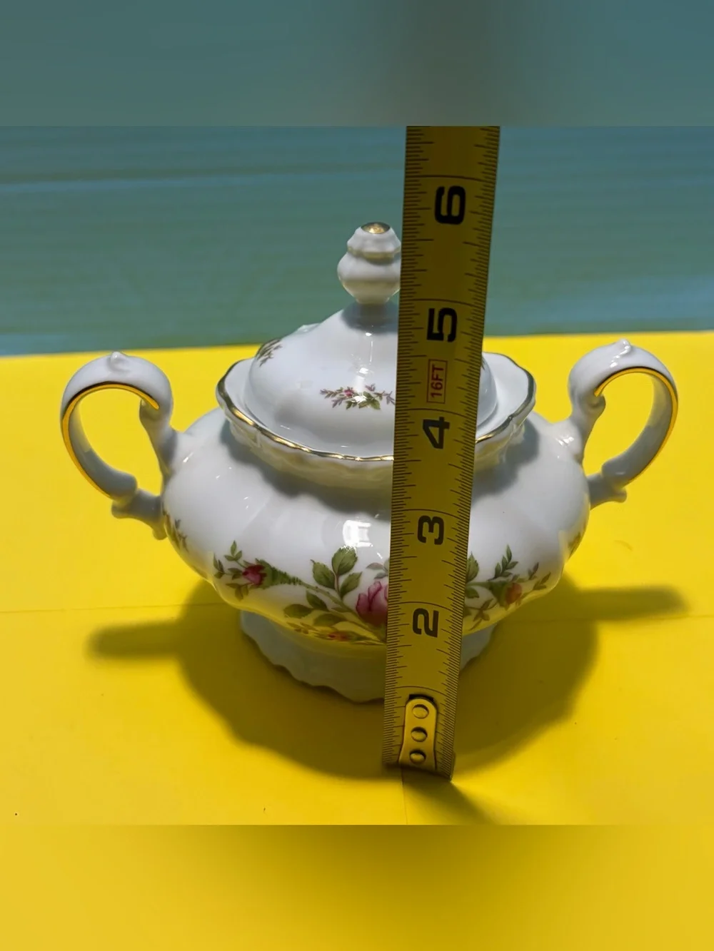 Johann Haviland Traditions Fine China Roses Sugar Bowl w Lid Handles 10230
